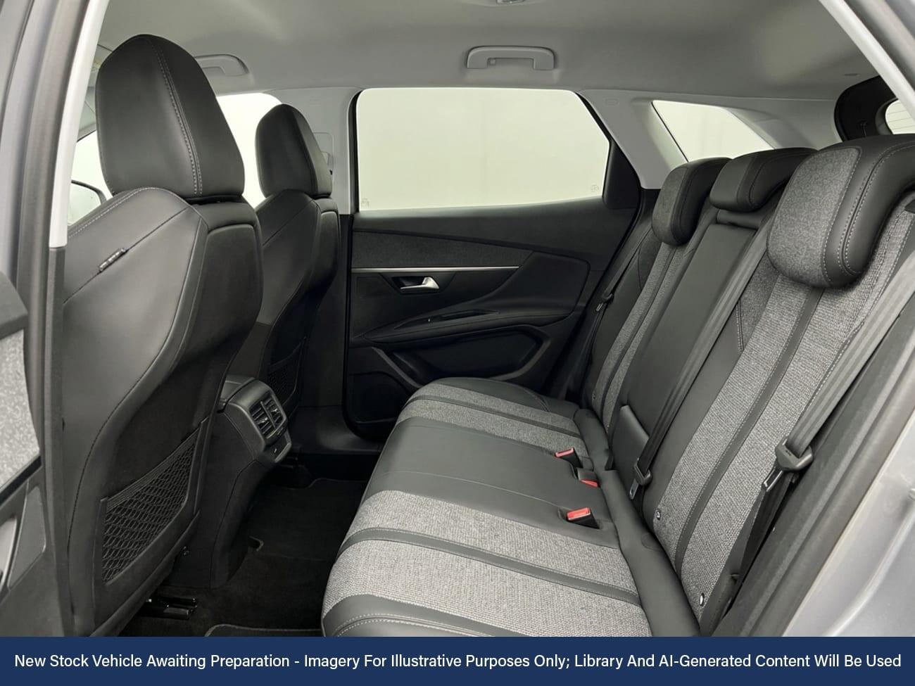 Used Peugeot 3008 2018 for sale - 77286948: Photo 4