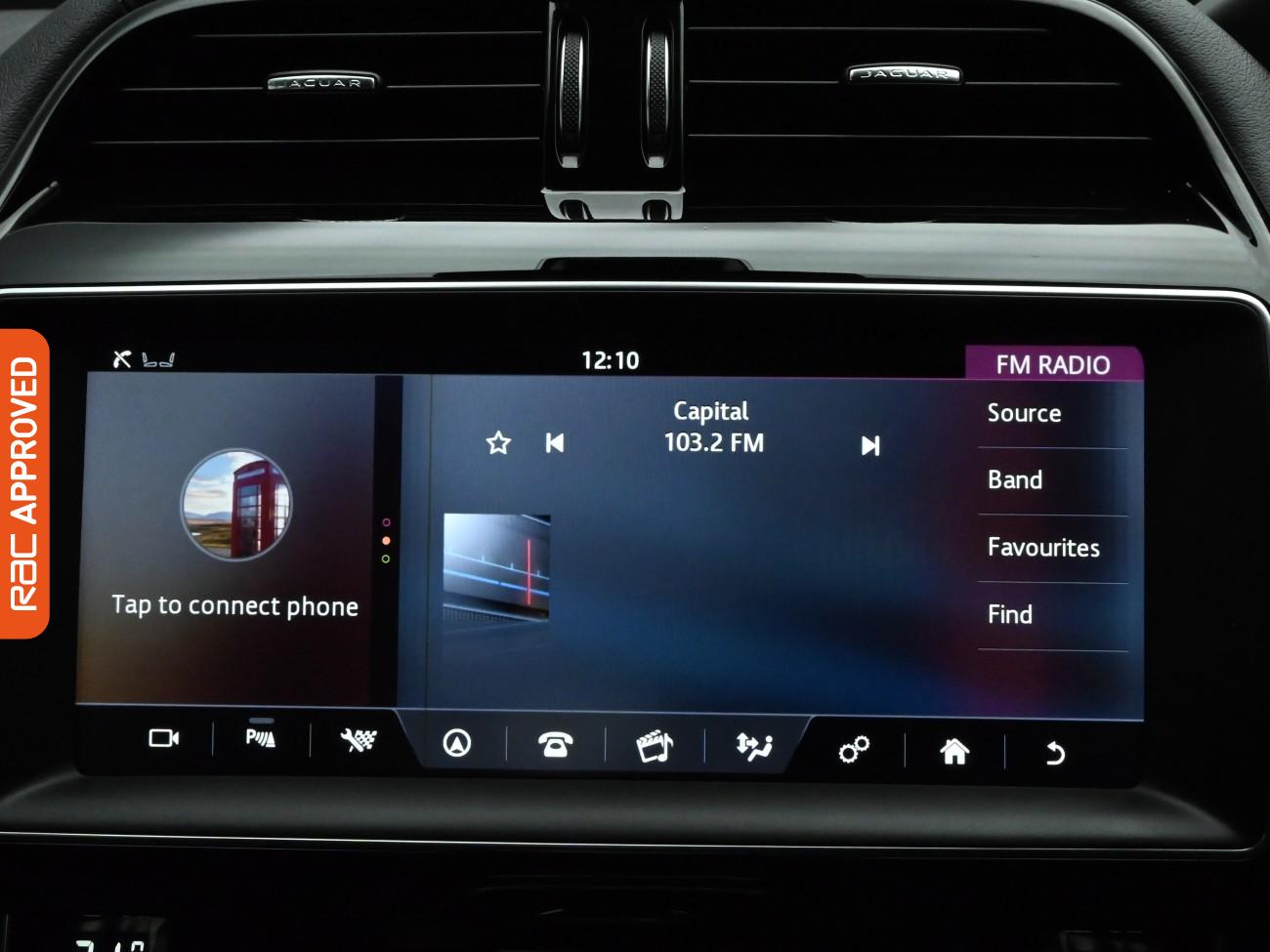 Used Jaguar XE 2016 for sale - 77747833: Photo 3