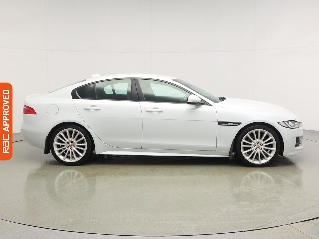 Used Jaguar XE 2016 for sale - 77747833: Photo 6