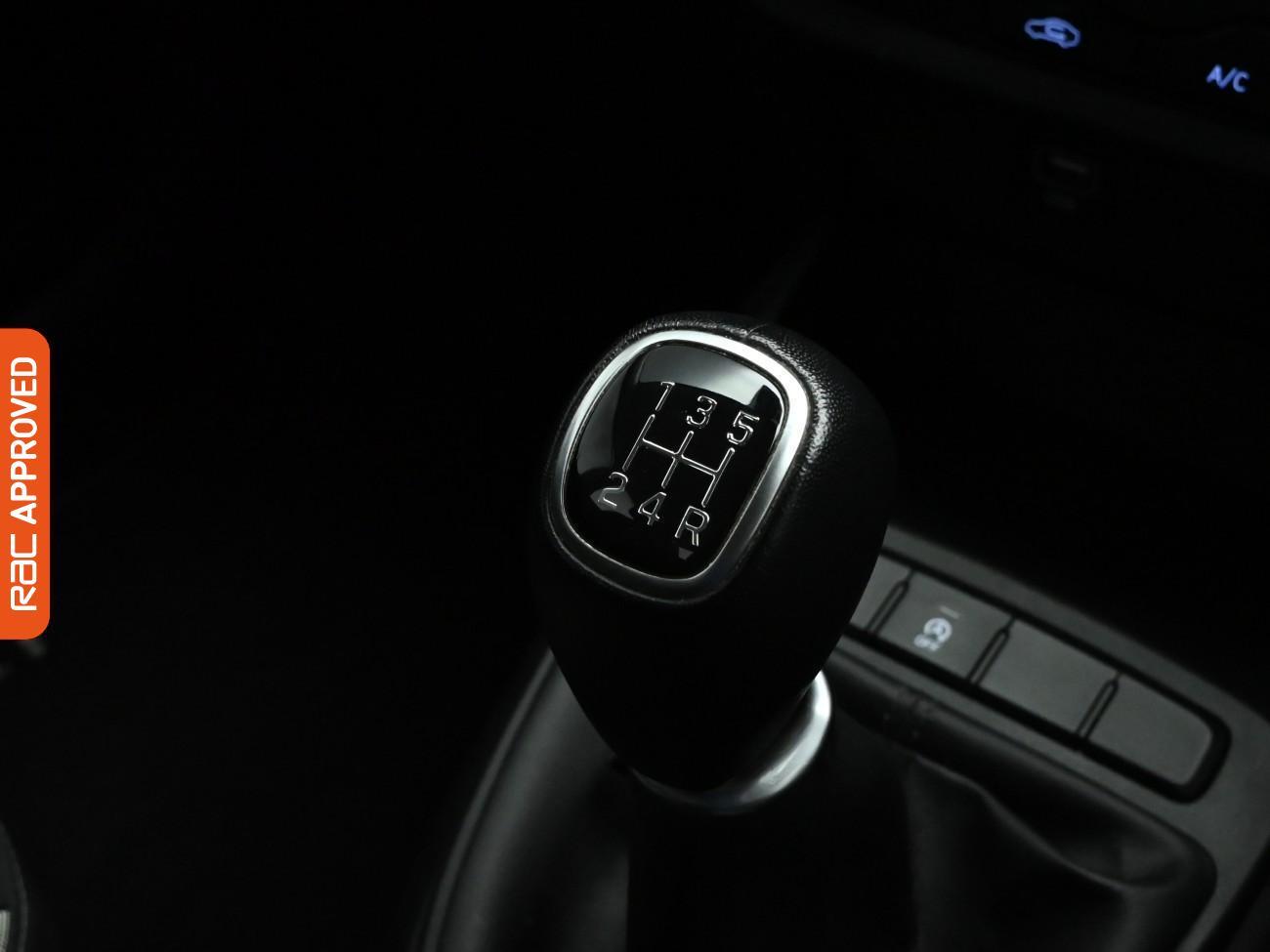 Used Hyundai i10 2021 for sale - 76896199: Photo 16