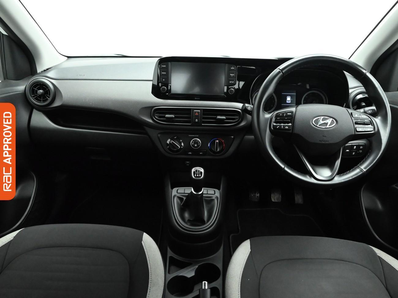 Used Hyundai i10 2021 for sale - 76896199: Photo 2