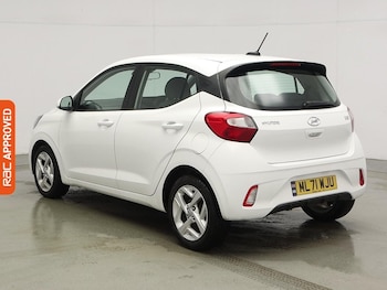 Used Hyundai i10 2021 for sale - 76896199: Photo