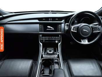 Used Jaguar XF 2017 for sale - 75390896: Photo