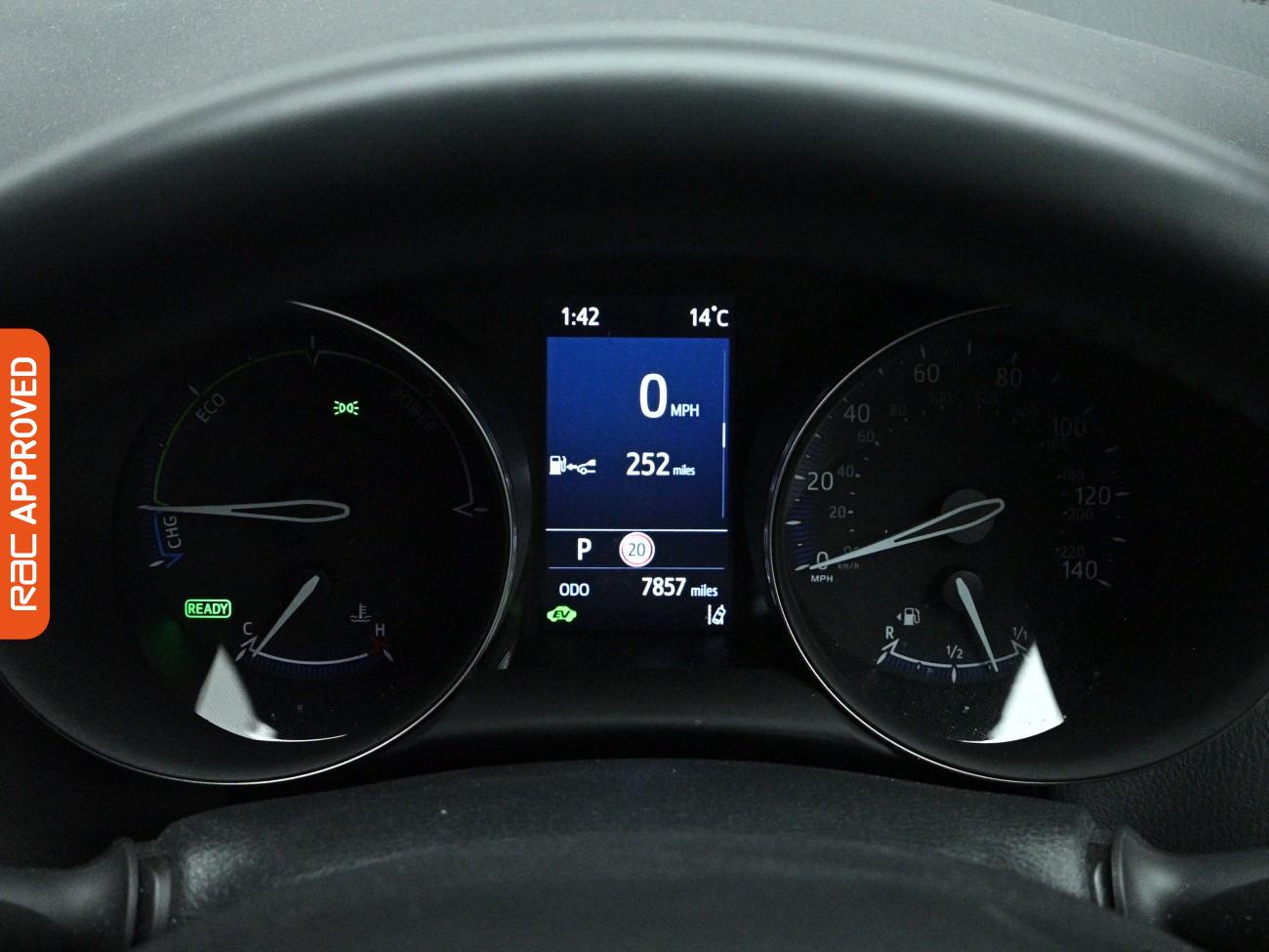 Used Toyota C-HR 2023 for sale - 77989557: Photo 11