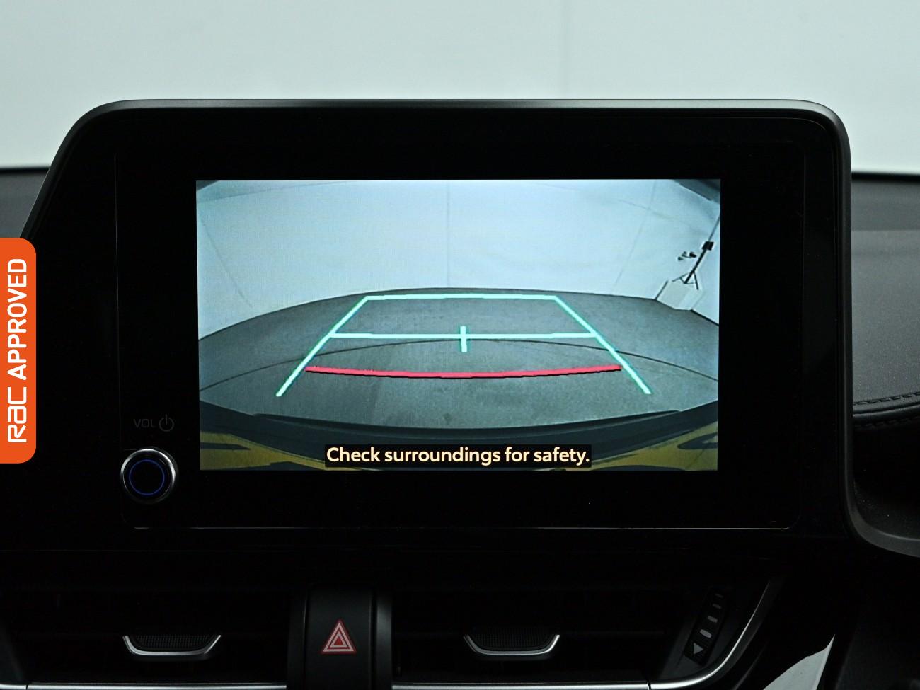 Used Toyota C-HR 2023 for sale - 77989557: Photo 16