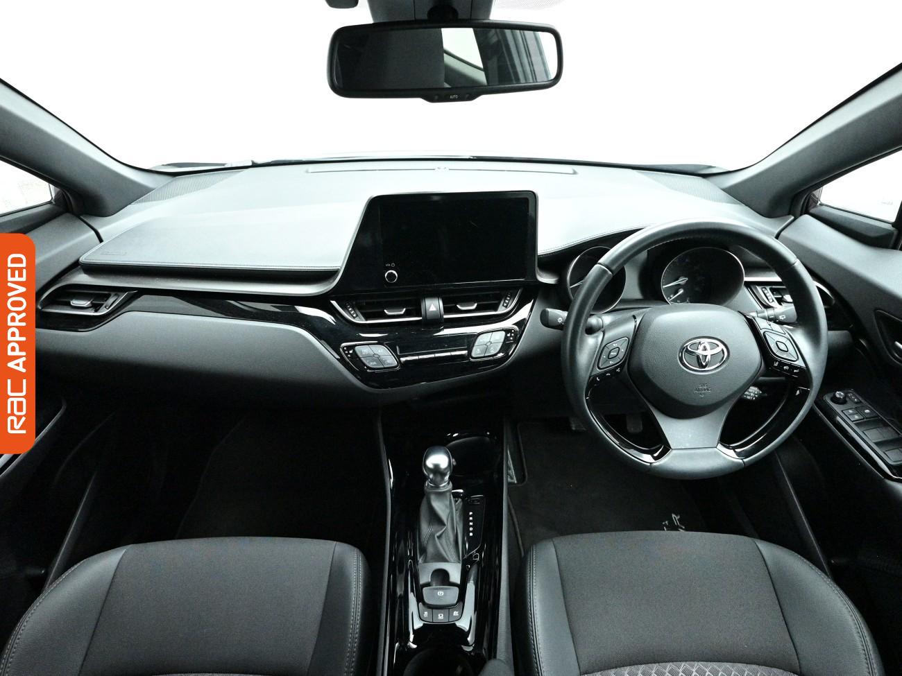 Used Toyota C-HR 2023 for sale - 77989557: Photo 2