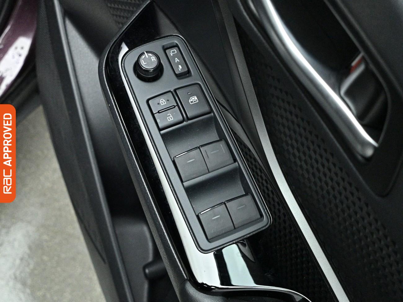 Used Toyota C-HR 2023 for sale - 77989557: Photo 24