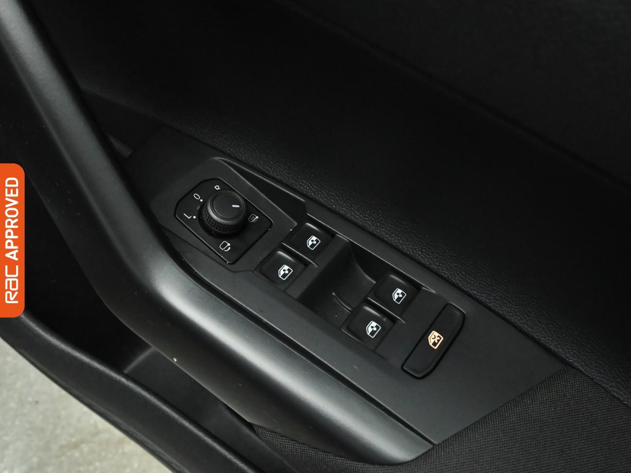 Used Volkswagen Taigo 2022 for sale - 76878304: Photo 24