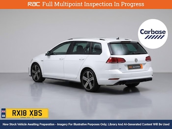 Used Volkswagen Golf 2018 for sale - 77759971: Photo