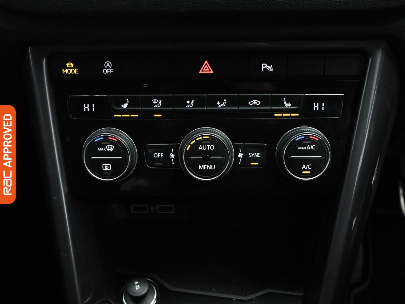 Used Volkswagen T-Roc 2020 for sale - 77076705: Photo 16