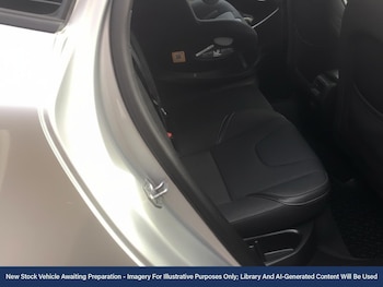 Used Volvo V40 Cross Country 2017 for sale - 76697570: Photo