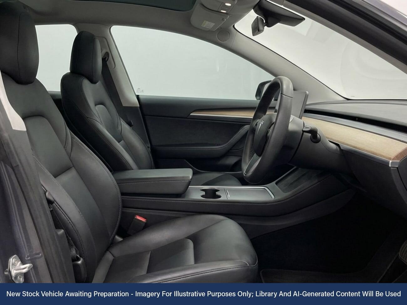 Used Tesla Model 3 2021 for sale - 76972722: Photo 2