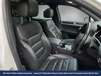 Used Volkswagen Touareg 2017 for sale - 79097878: Photo