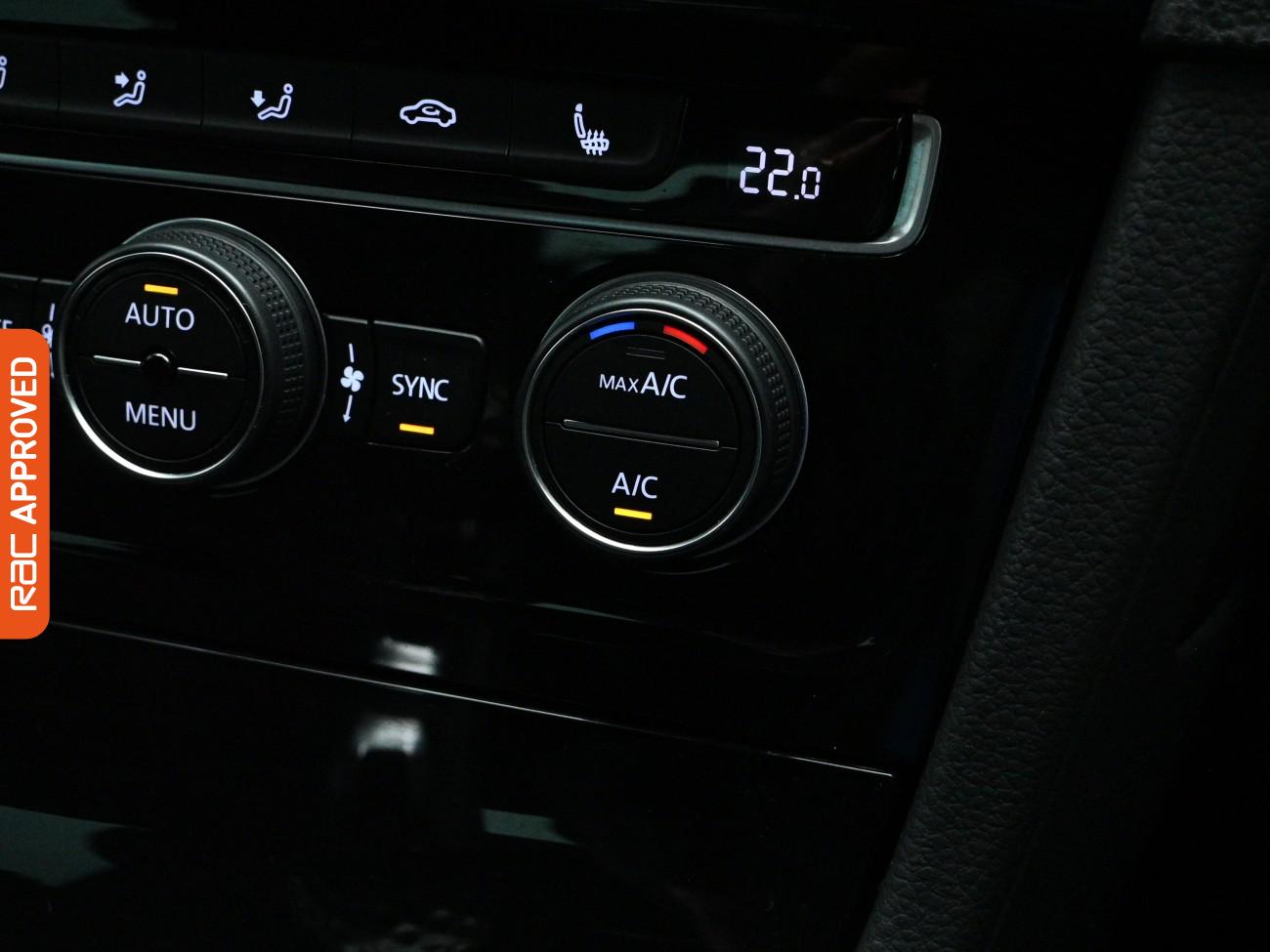 Used Volkswagen Golf 2018 for sale - 77764555: Photo 22