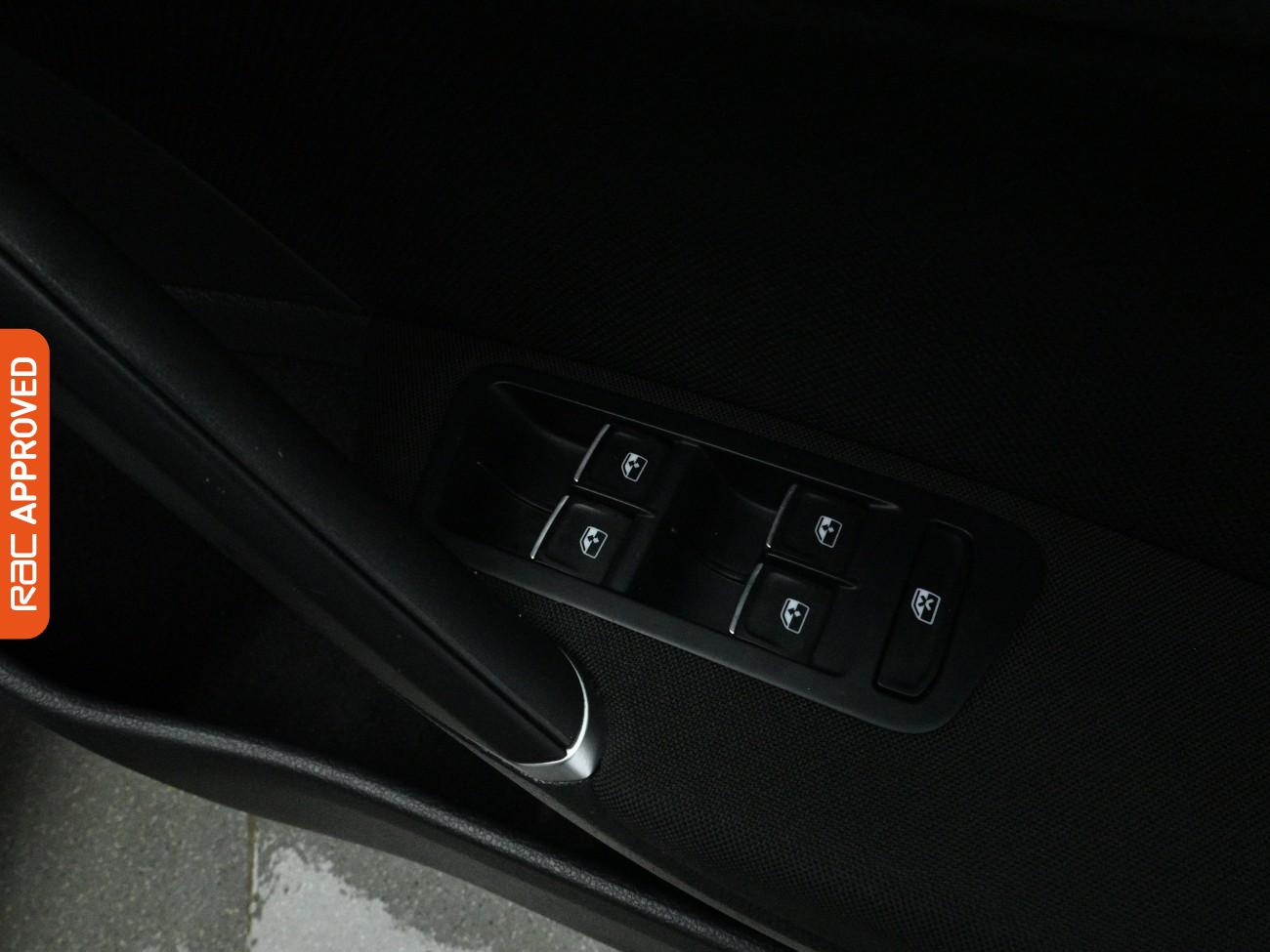 Used Volkswagen Golf 2018 for sale - 77764555: Photo 27