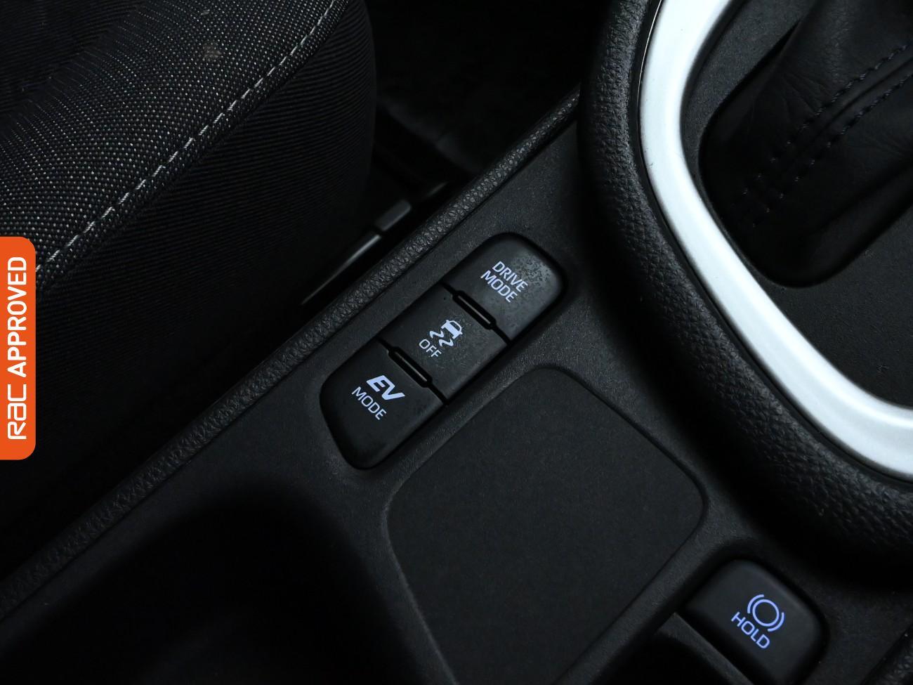 Used Toyota Yaris 2022 for sale - 77282151: Photo 18