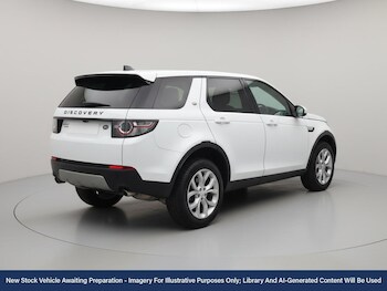 Used Land Rover Discovery Sport 2018 for sale - 76732558: Photo
