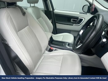 Used Land Rover Discovery Sport 2018 for sale - 76732558: Photo