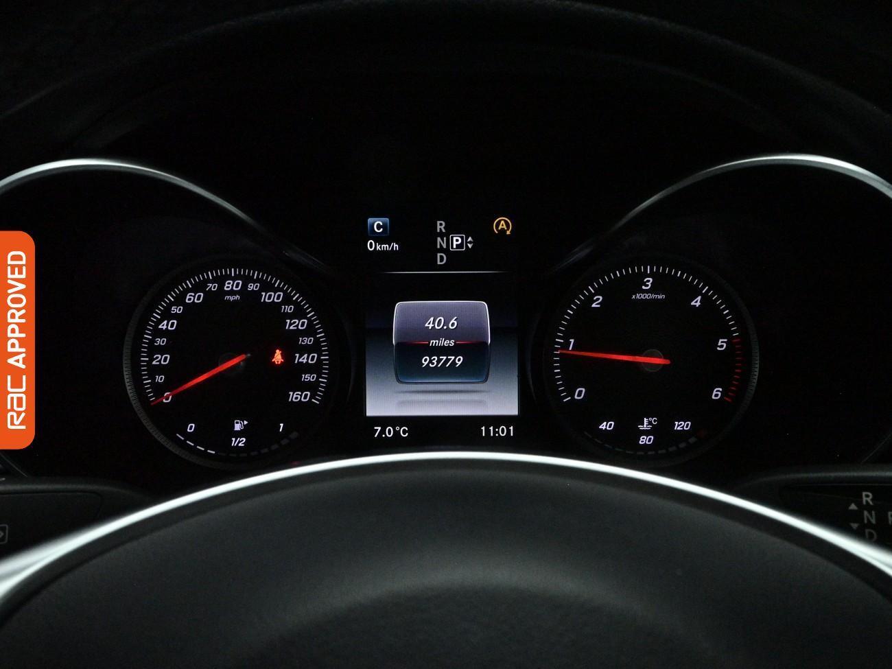 Used Mercedes-Benz C Class 2015 for sale - 77935554: Photo 11