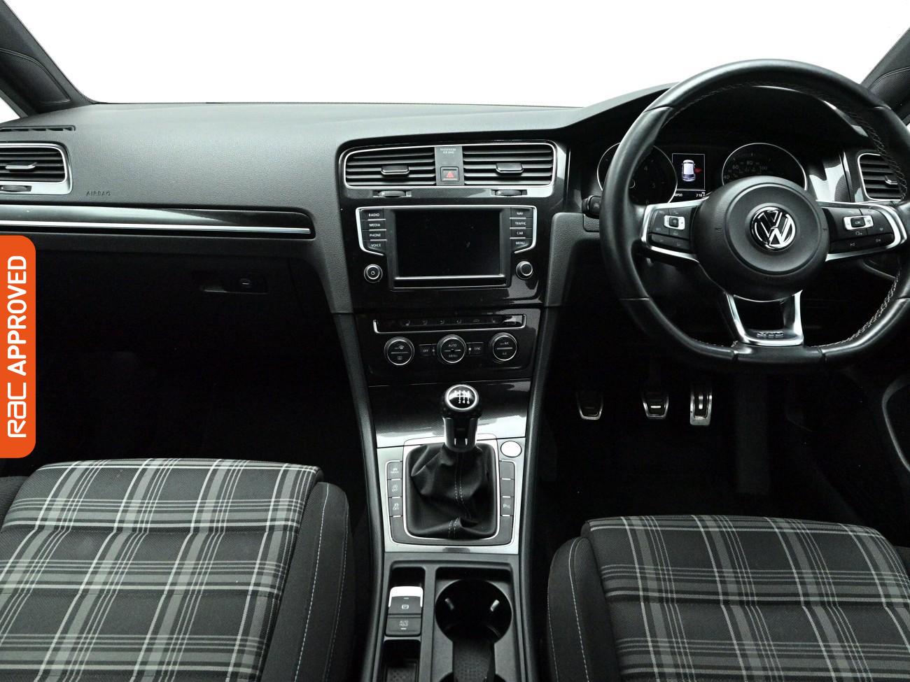 Used Volkswagen Golf 2016 for sale - 78043356: Photo 2