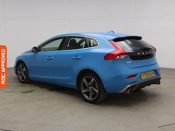 Used Volvo V40 2016 for sale - 75819384: Photo
