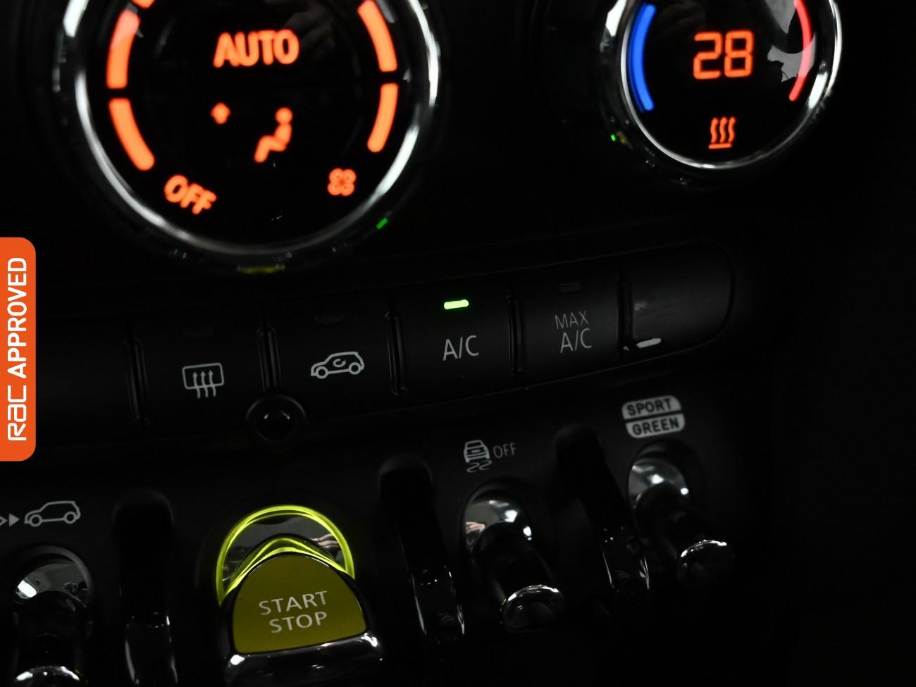 Used MINI Electric Hatch 2021 for sale - 76827955: Photo 19