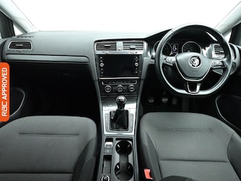Used Volkswagen Golf 2019 for sale - 78579480: Photo