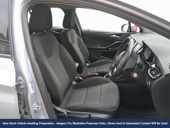 Used Vauxhall Astra 2017 for sale - 76957963: Photo