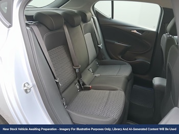 Used Vauxhall Astra 2017 for sale - 76957963: Photo