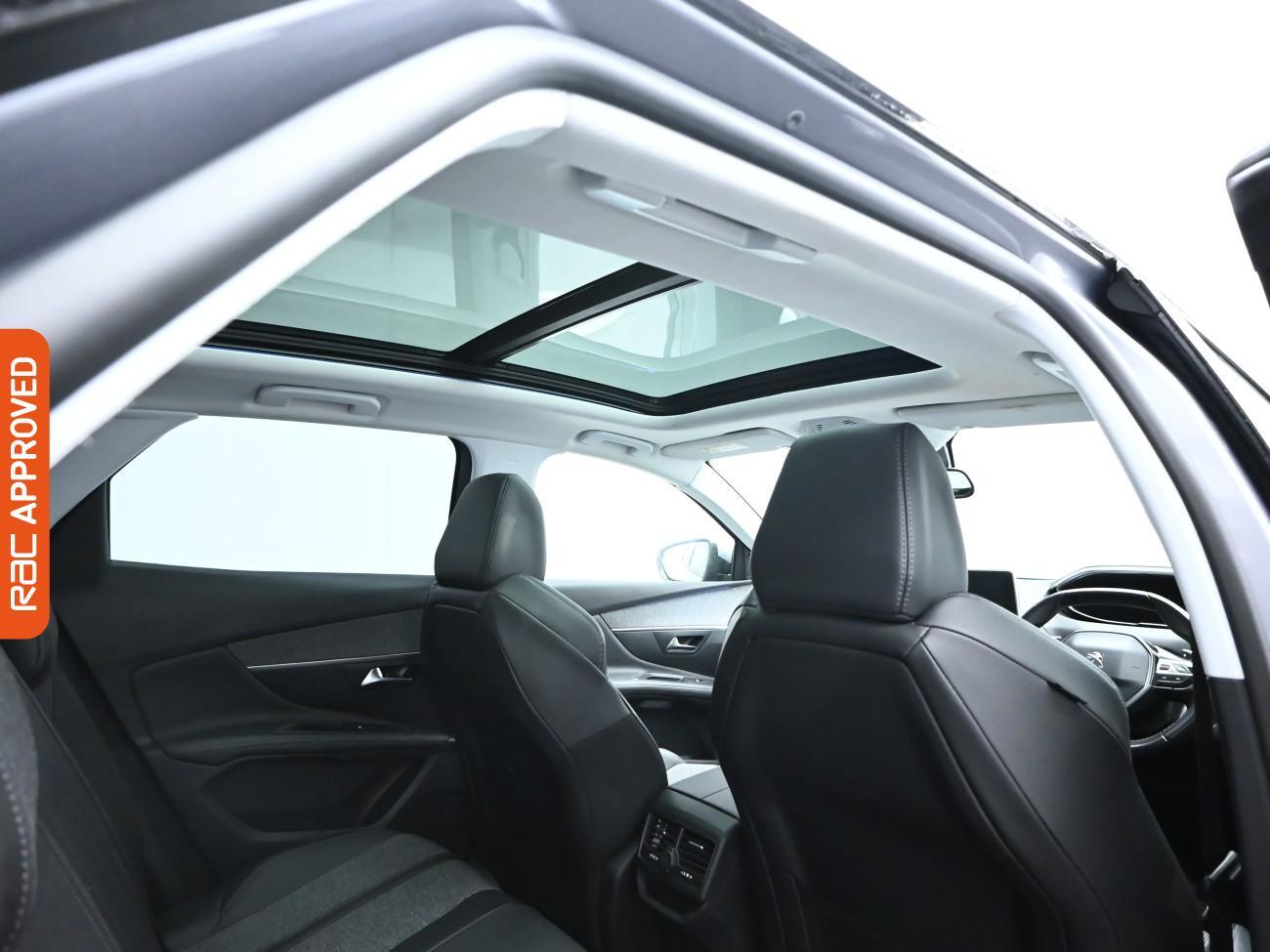 Used Peugeot 3008 2018 for sale - 76206904: Photo 3