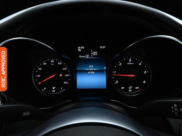 Used Mercedes-Benz C-Class 2020 for sale - 76133756: Photo 11