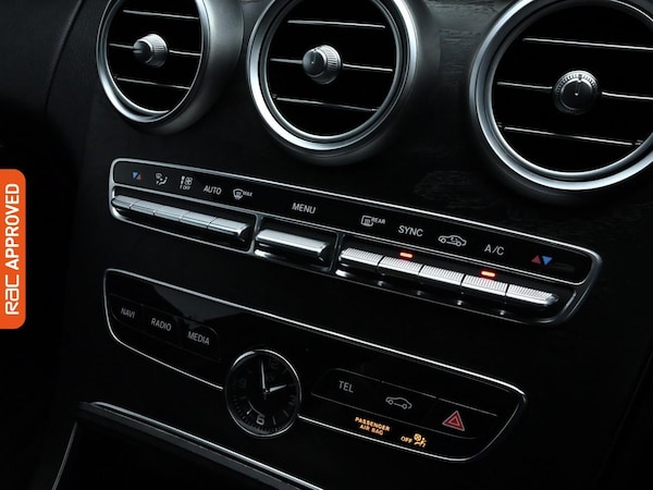 Used Mercedes-Benz C-Class 2020 for sale - 76133756: Photo 19