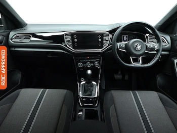 Used Volkswagen T-Roc 2021 for sale - 78852086: Photo