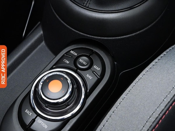Used MINI Convertible 2020 for sale - 76207002: Photo 21
