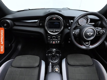 Used MINI Convertible 2020 for sale - 76207002: Photo 2
