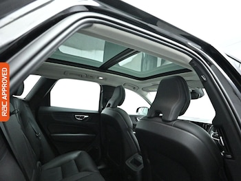 Used Volvo XC60 2023 for sale - 78541739: Photo