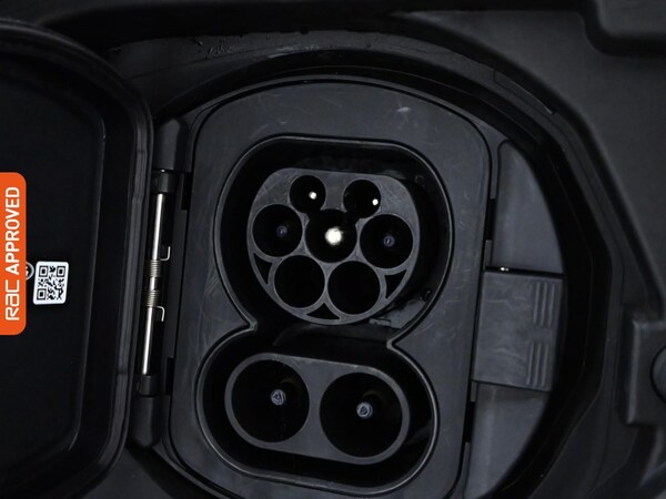 Used Land Rover Discovery Sport 2021 for sale - 75367789: Photo 27