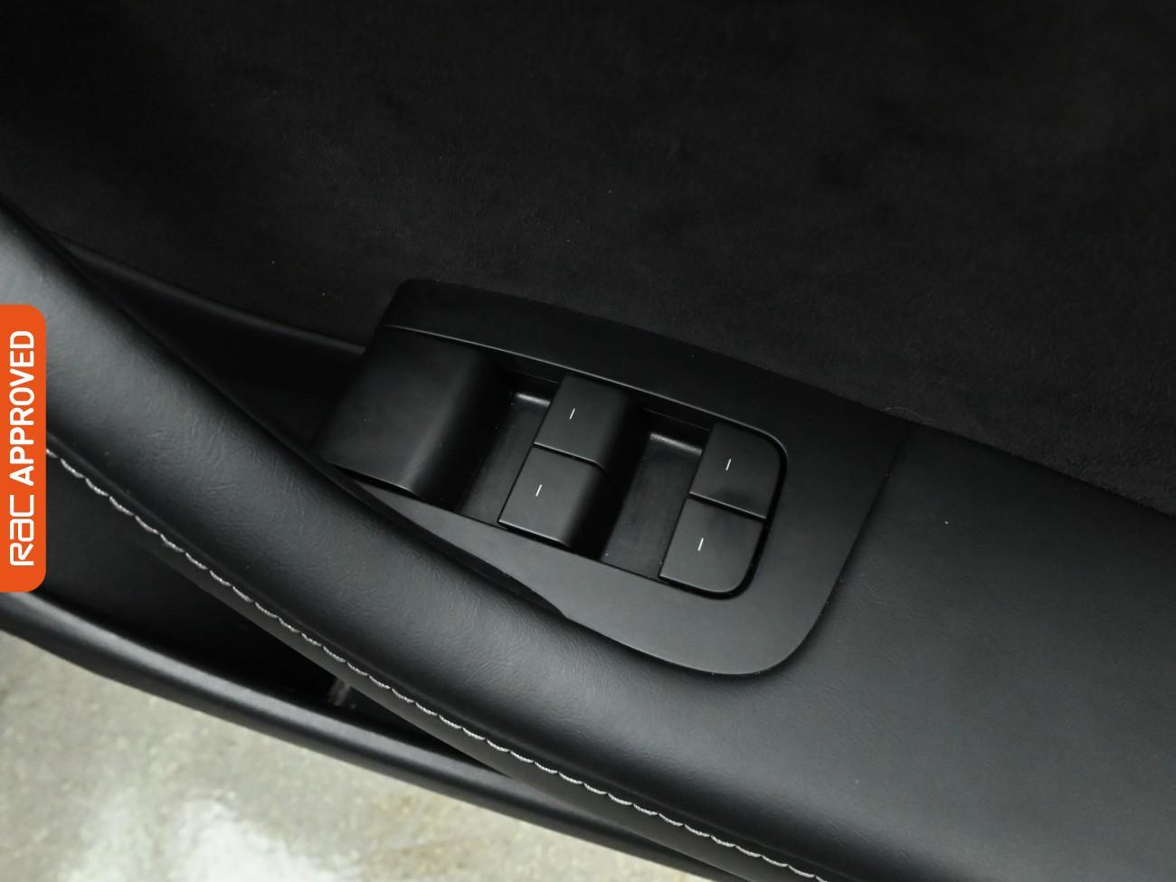 Used Tesla Model 3 2021 for sale - 76890241: Photo 27