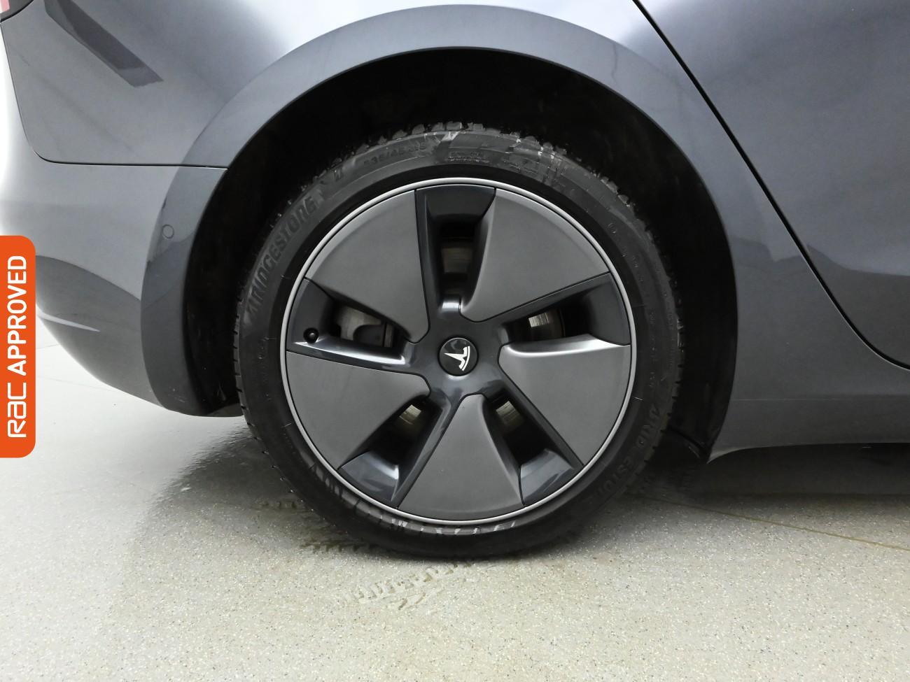 Used Tesla Model 3 2021 for sale - 76890241: Photo 29