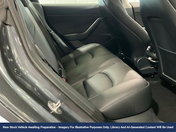 Used Tesla Model 3 2021 for sale - 76890241: Photo