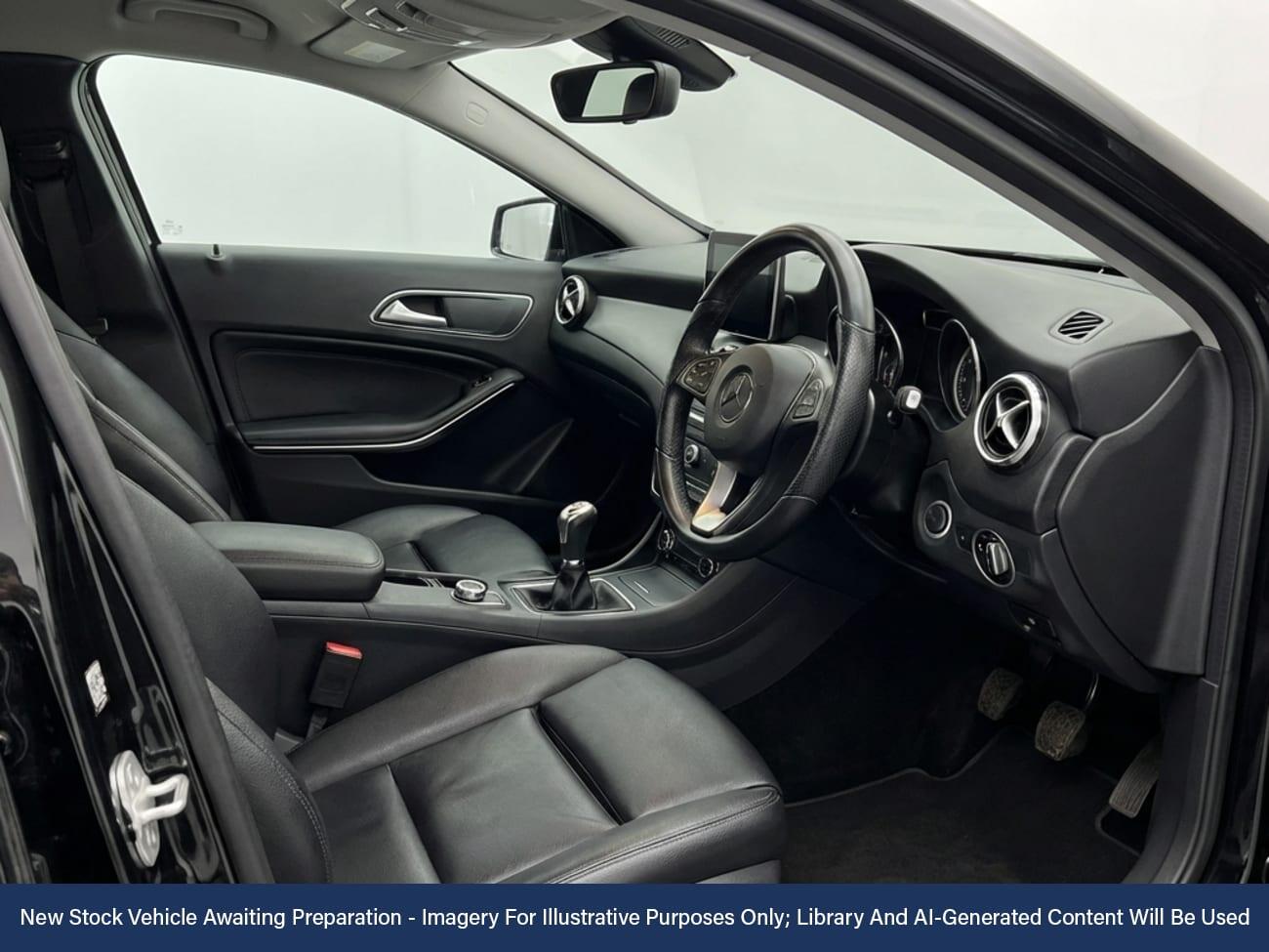 Used Mercedes-Benz A-Class 2015 for sale - 77340790: Photo 3