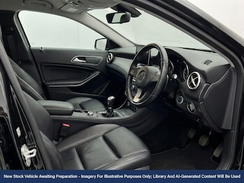 Used Mercedes-Benz A-Class 2015 for sale - 77340790: Photo