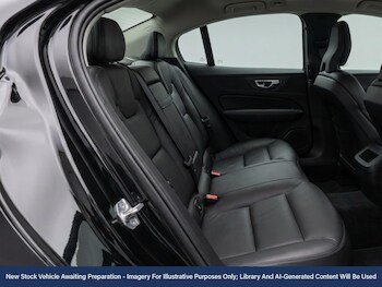 Used Mercedes-Benz A-Class 2015 for sale - 77340790: Photo