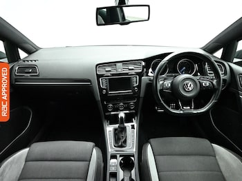 Used Volkswagen Golf 2016 for sale - 78979155: Photo
