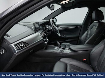 Used BMW 5 Series 2018 for sale - 77728649: Photo