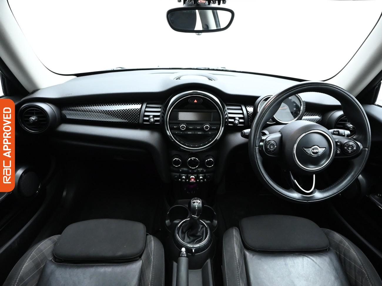 Used MINI Hatch 2016 for sale - 76395346: Photo 2