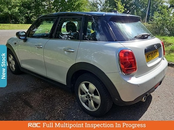 Used MINI Hatch 2020 for sale - 76036852: Photo