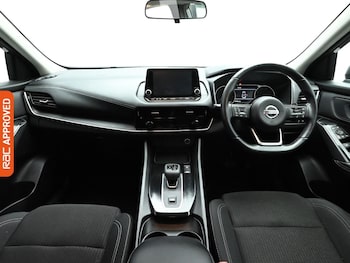 Used Nissan Qashqai 2021 for sale - 77037478: Photo