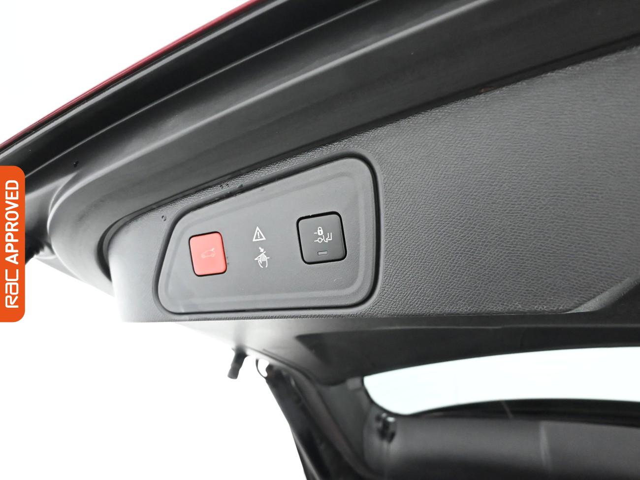 Used Peugeot 3008 2018 for sale - 76629861: Photo 27