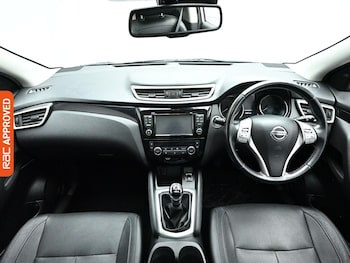 Used Nissan Qashqai 2016 for sale - 78758618: Photo